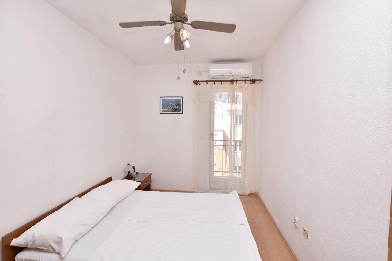 Apartments And Rooms Jakov Primosten Exterior photo