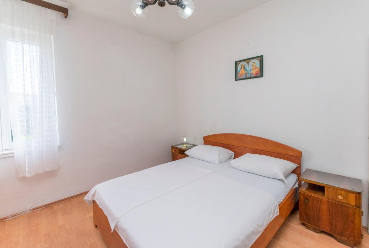 Apartments And Rooms Jakov Primosten Exterior photo